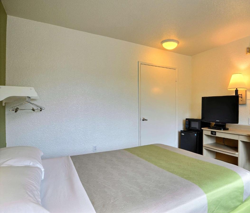 Motel 6-Tumwater, Wa - Olympia Εξωτερικό φωτογραφία